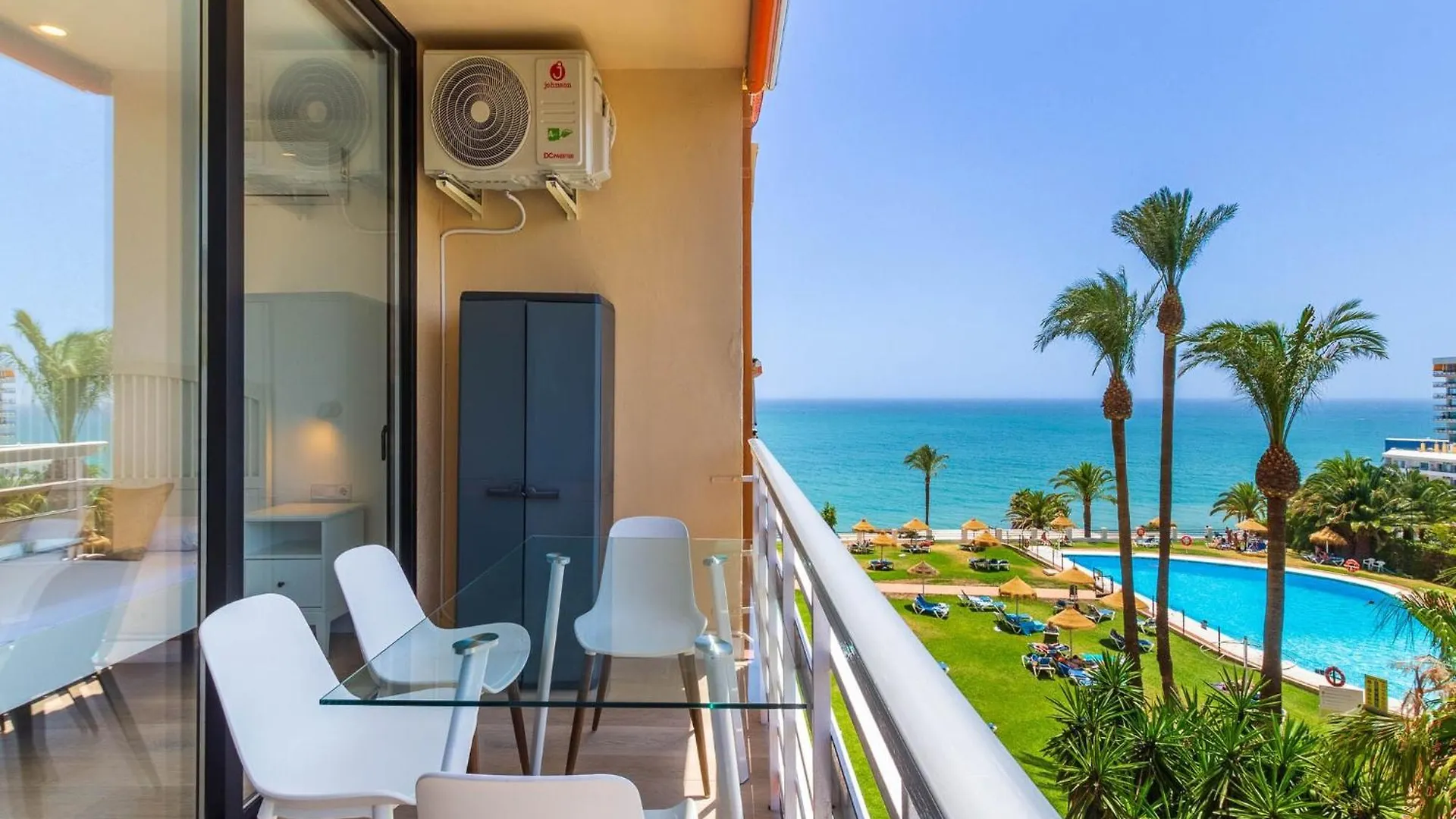 Apartment In Torremolinos Near Beach