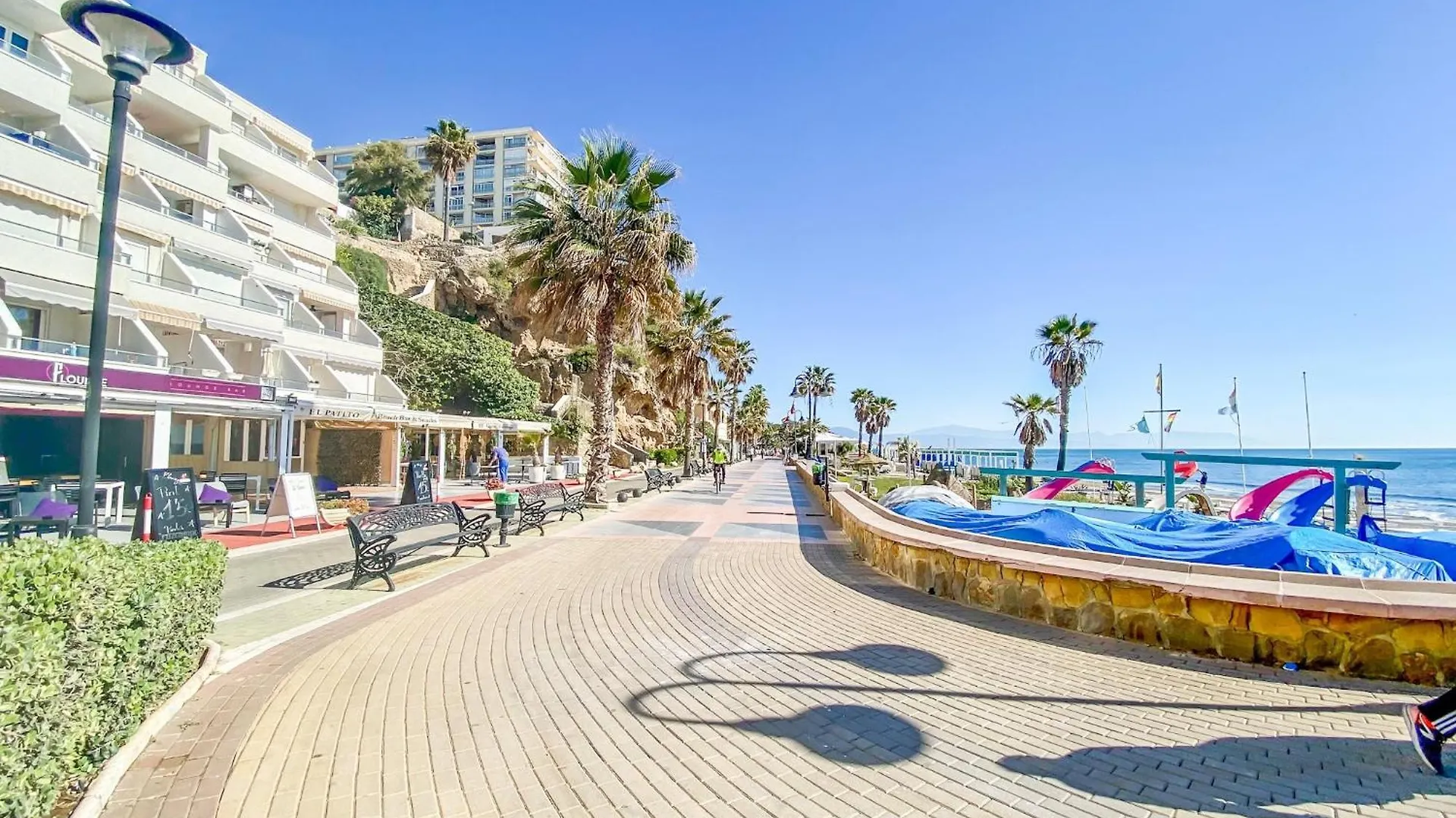Apartment In Torremolinos Near Beach