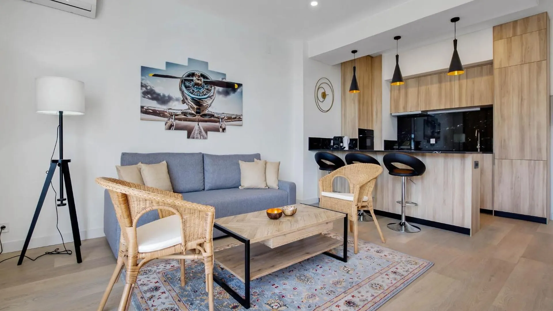 Apartment In Torremolinos Near Beach