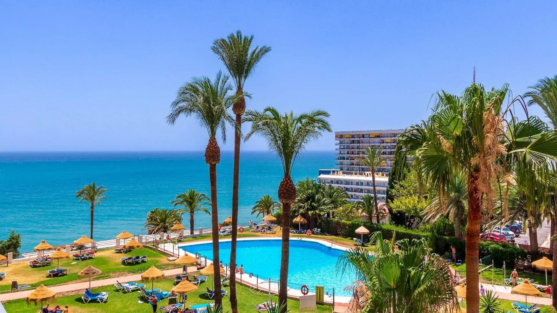 Apartment In Torremolinos Near Beach
